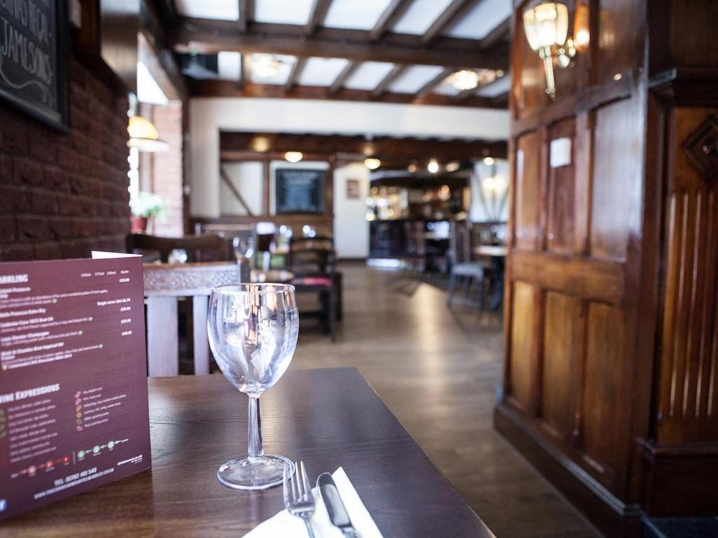 The Crewe Arms Hotel 외부 사진